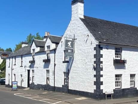 The Fox and Hounds, Houston, Renfrewshire